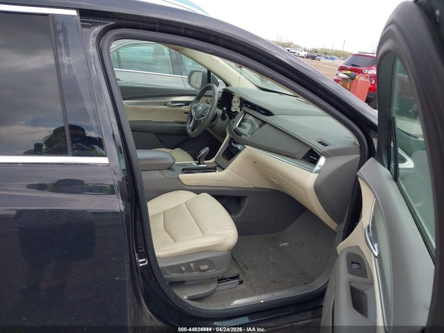 Cadillac XT5 Luxury
