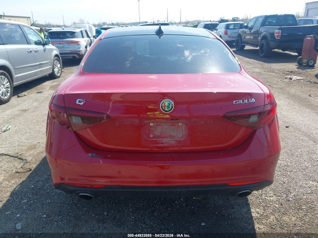 Alfa Romeo Giulia Ti Awd