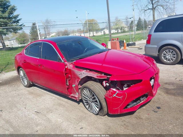 Salvage Alfa Romeo Giulia Image