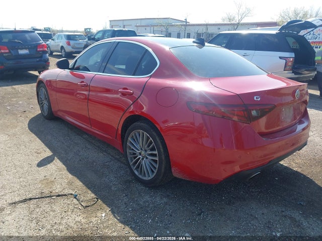 Alfa Romeo Giulia Ti Awd