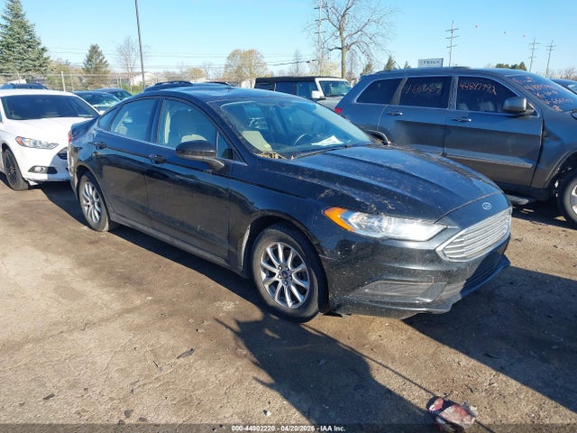 Salvage Ford Fusion Image