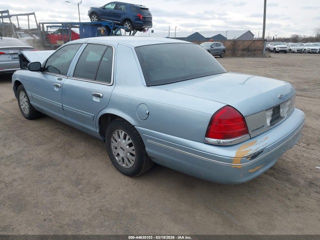 Ford Crown Victoria