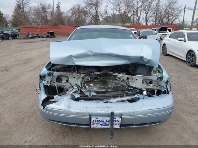 Ford Crown Victoria