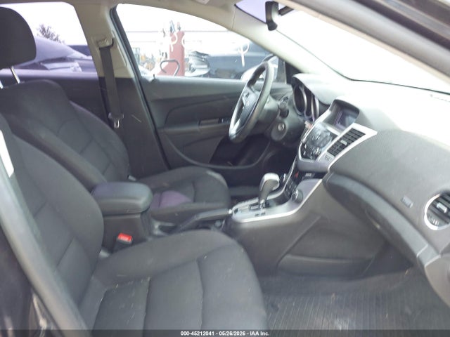 Chevrolet Cruze 1lt Auto