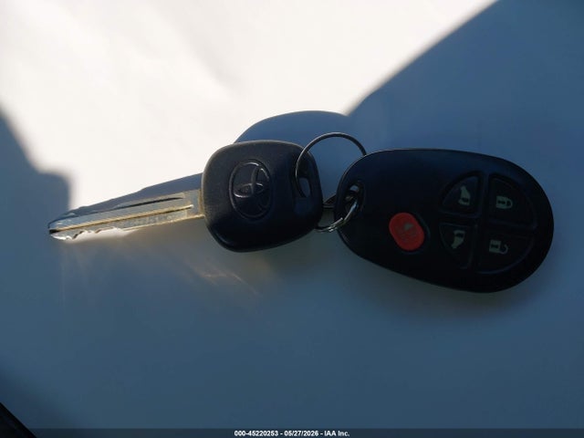 Toyota Sienna Le