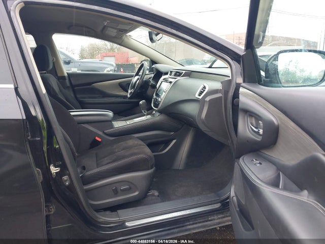 Nissan Murano Sv