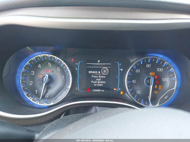 Chrysler Pacifica Touring-l