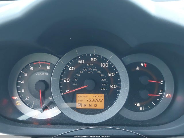 Toyota RAV4 Base V6