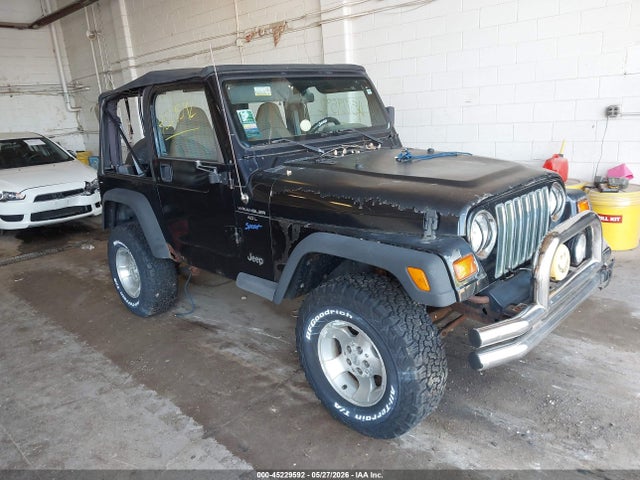 Salvage Jeep Wrangler Image
