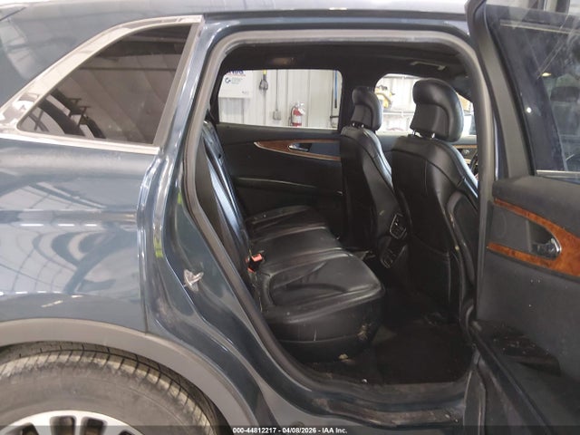 Lincoln MKX Select