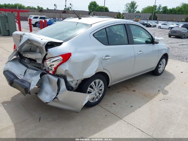Nissan Versa 1.6 Sv