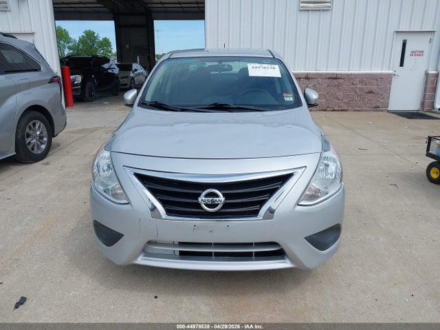 Nissan Versa 1.6 Sv