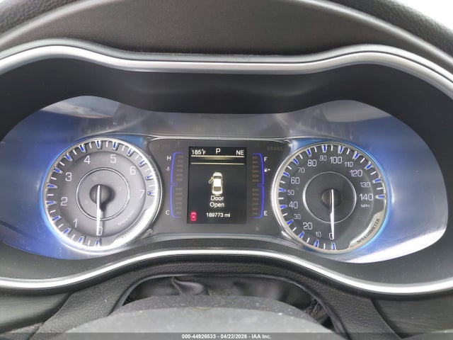 Chrysler 200 Limited Platinum