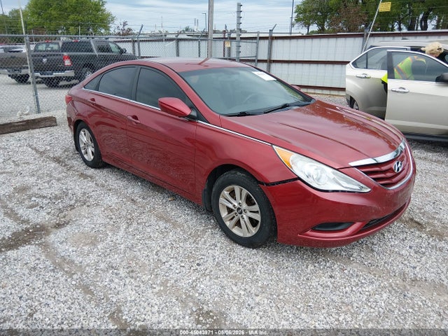 Salvage Hyundai SONATA Image