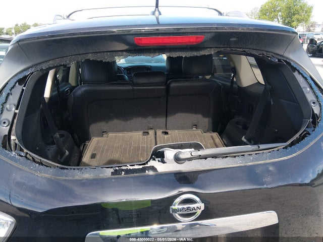Nissan Pathfinder Platinum