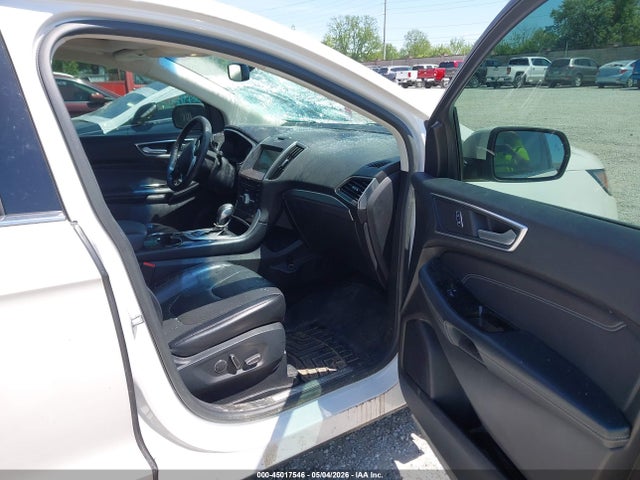 Ford Edge Titanium