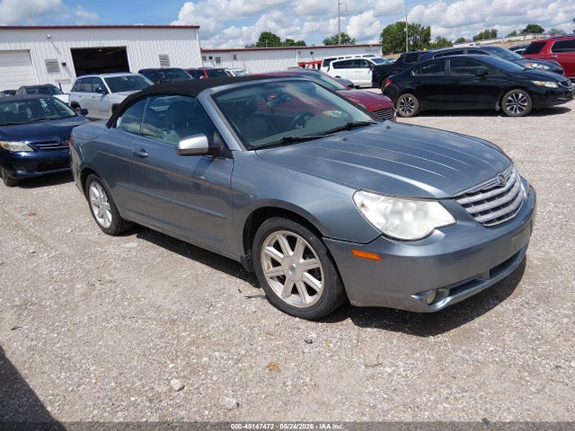 Salvage Chrysler Sebring Image