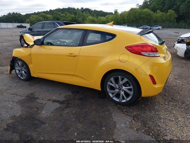 Hyundai VELOSTER