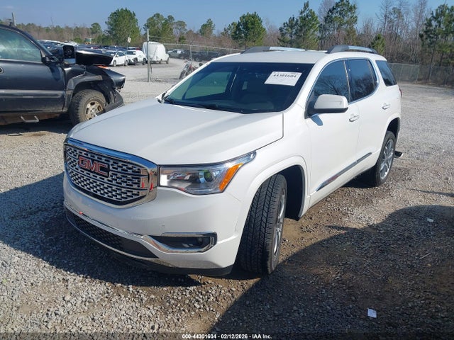 GMC Acadia Denali