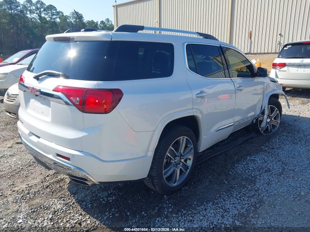 GMC Acadia Denali