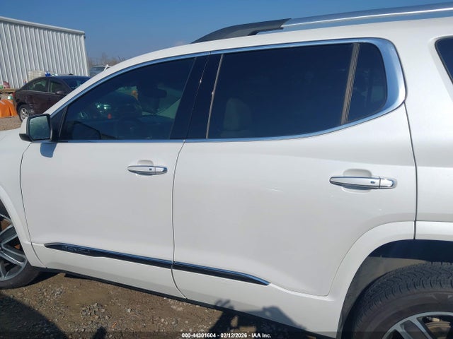 GMC Acadia Denali