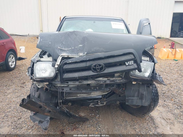 Toyota Tundra Limited V8
