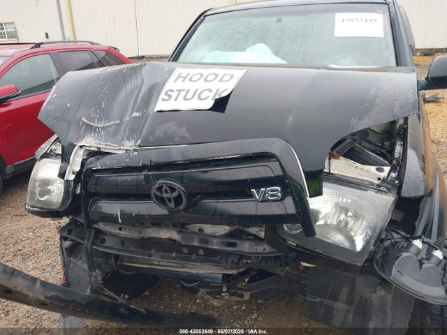 Toyota Tundra Limited V8