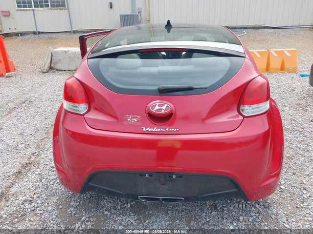 Hyundai VELOSTER