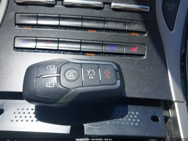 Lincoln MKX Black Label