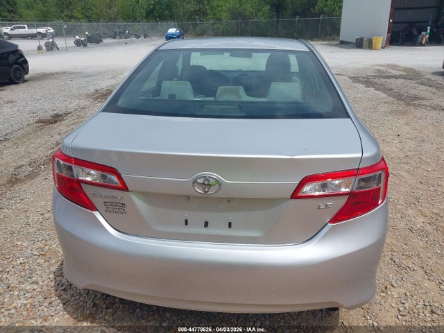 Toyota Camry Le