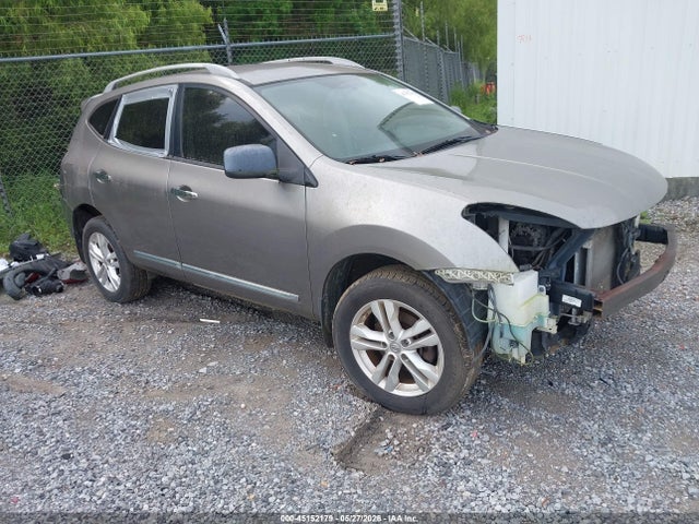 Salvage Nissan Rogue Image