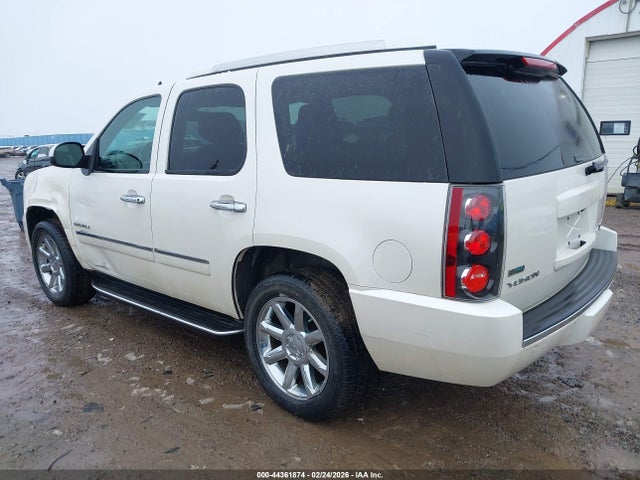 GMC Yukon Denali