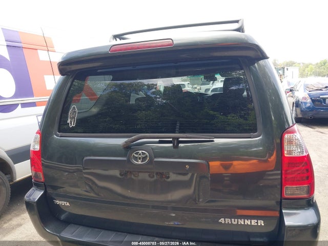 Toyota 4Runner Sport V8