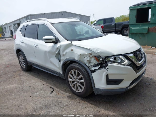 Salvage Nissan Rogue Image