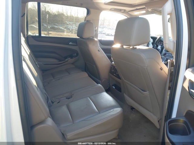 Chevrolet Suburban Lt