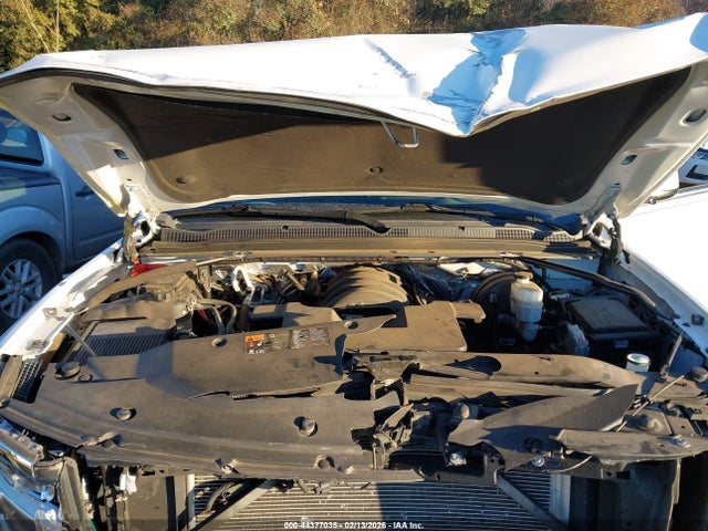 Chevrolet Suburban Lt