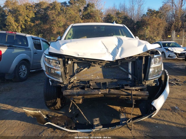 Chevrolet Suburban Lt
