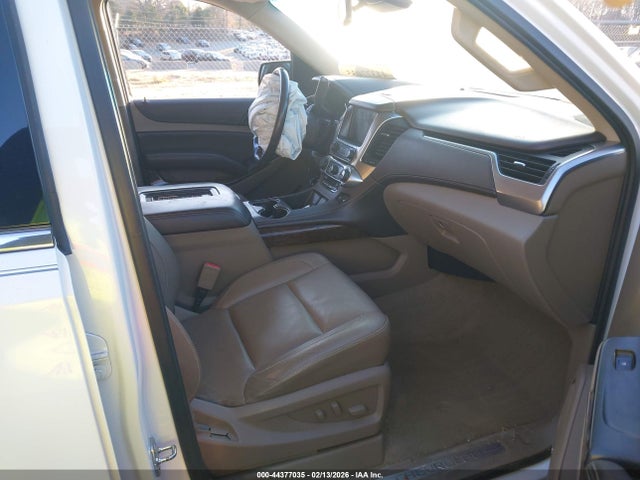 Chevrolet Suburban Lt