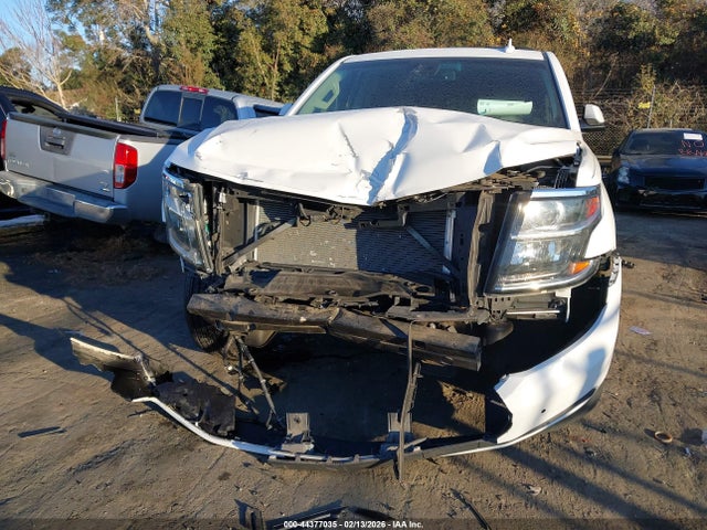 Chevrolet Suburban Lt
