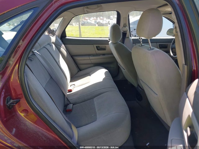 Ford Taurus Ses
