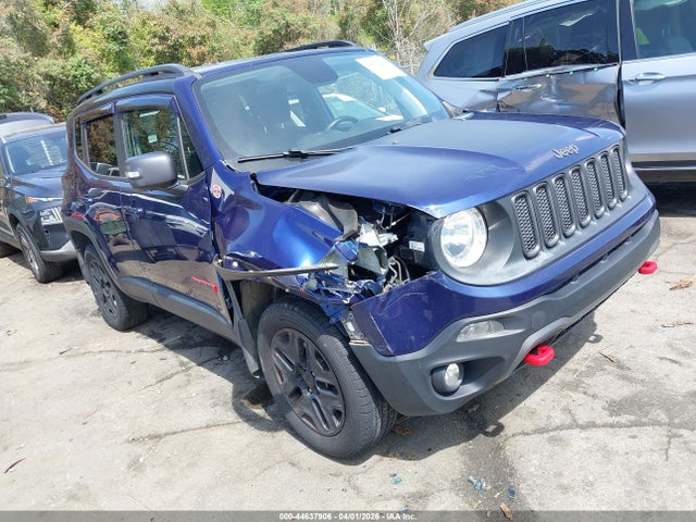 Salvage Jeep Renegade Image