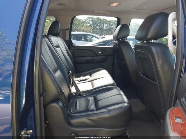 Chevrolet Suburban 1500 Lt