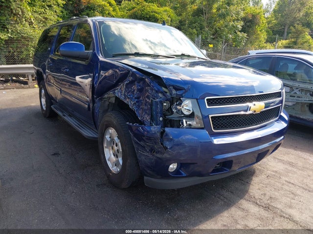 Salvage Chevrolet Suburban 1500 Image