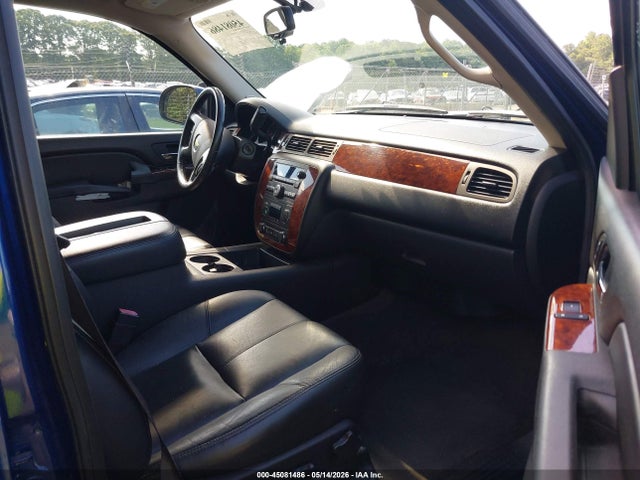 Chevrolet Suburban 1500 Lt