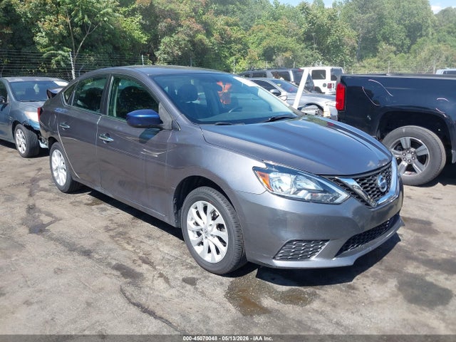 Salvage Nissan Sentra Image