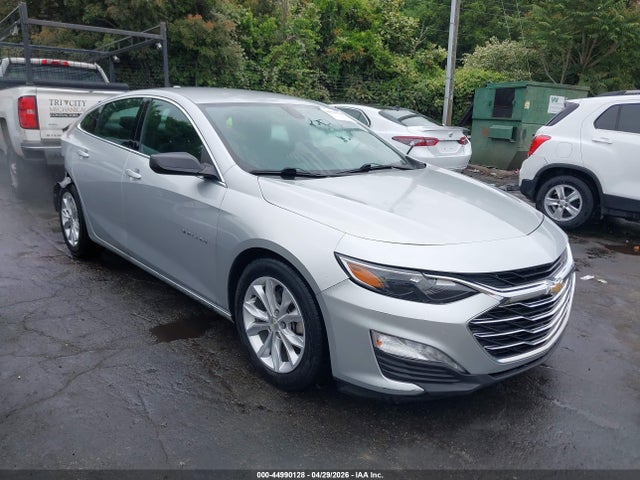 Salvage Chevrolet Malibu Image
