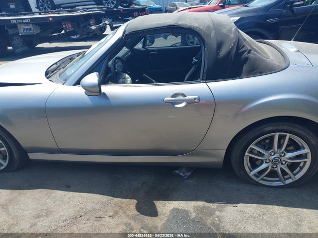 Mazda MX-5 Miata Sport