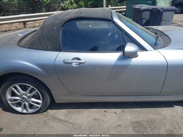 Mazda MX-5 Miata Sport