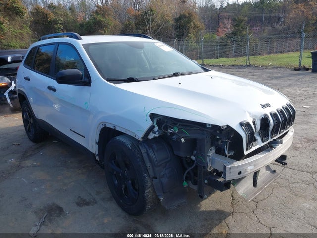Salvage Jeep Cherokee Image