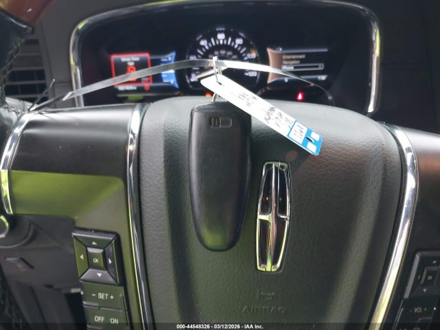 Lincoln Navigator Select